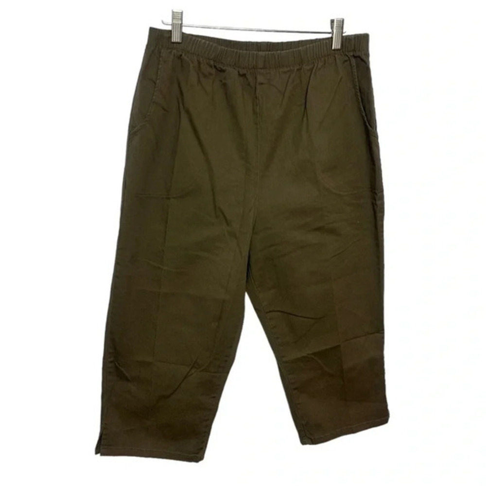 Denim + company L army green pull‎ on capri pants